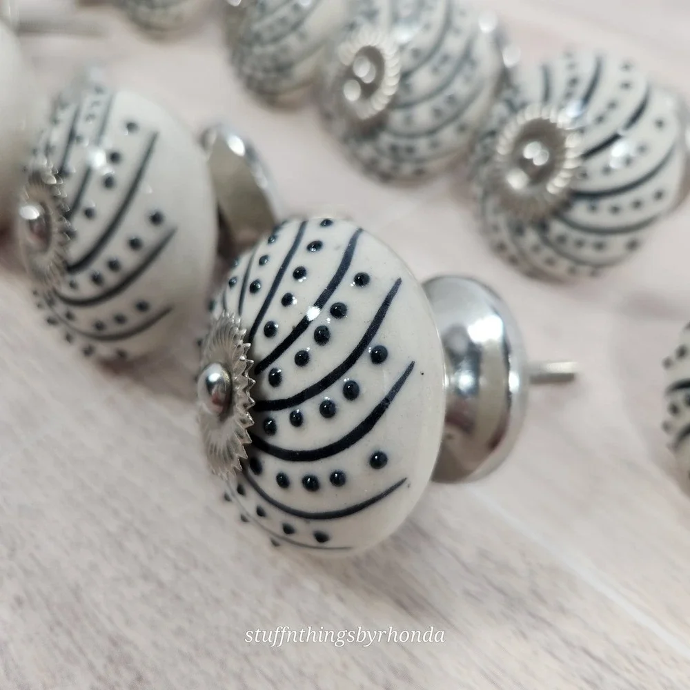 Hobby Lobby Ceramic‎ Drawer/ Cabinet Knobs Ivory, Black & Silver Ornate Dotted